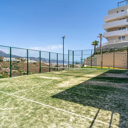 Bayview Hills Deluxe By Casasol Apartment