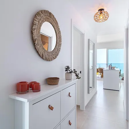 Bayview Hills Deluxe By Casasol Apartment *
